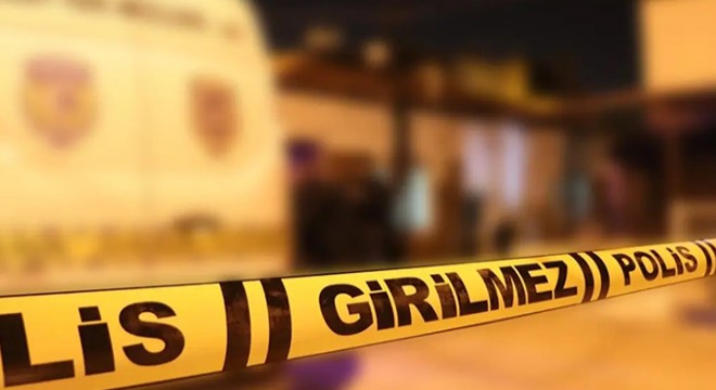 2 kız kardeş evde silahla vurulmuş halde ölü bulundu