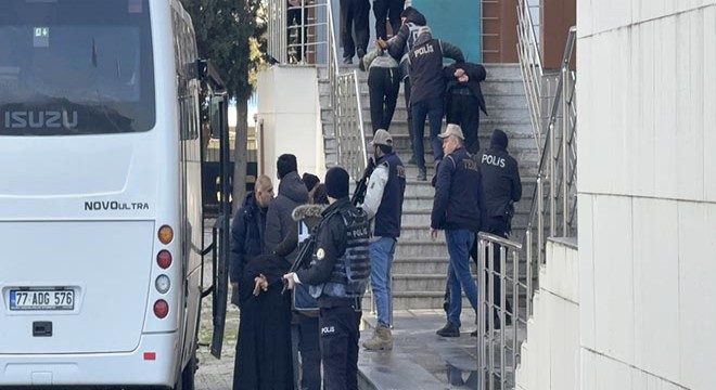 3 polisin şehit olduğu DEAŞ operasyonunda 26 tutuklama