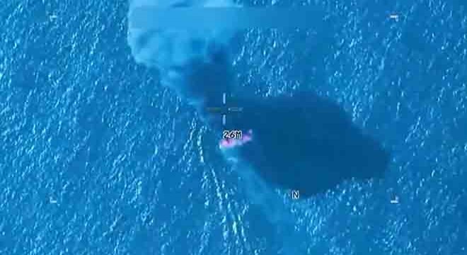 ABD, 3 tekneyi vurdu: 8 ölü