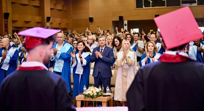 AÜ Tıp'ta yemin töreni