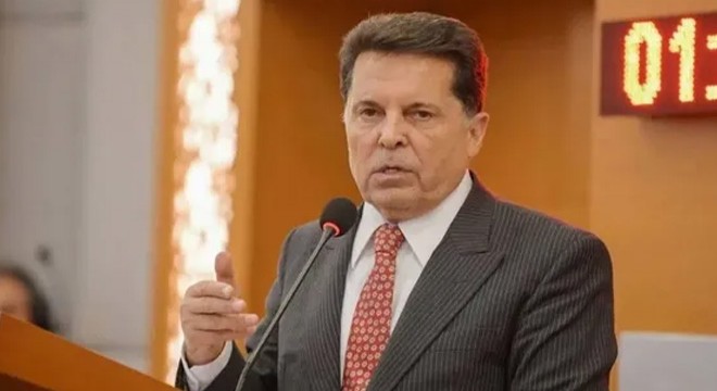 Ahmet Özer'e 6 yıl 3 ay hapis