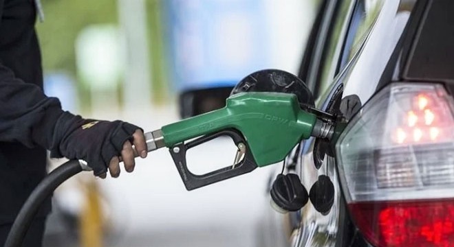 Akaryakıtta tabela değişiyor: Pompaya zam geliyor