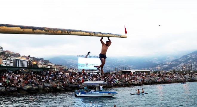 Alanya'da Kabotaj Bayramı kutlandı
