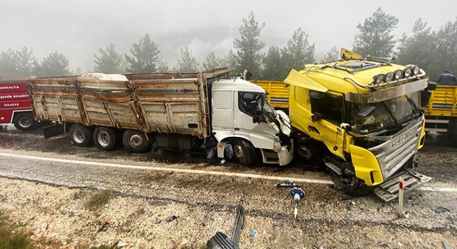 Antalya Finike'de kaza: 1 ölü, 1 yaralı