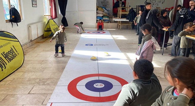 Antalya'da Curling etkinliği düzenlendi
