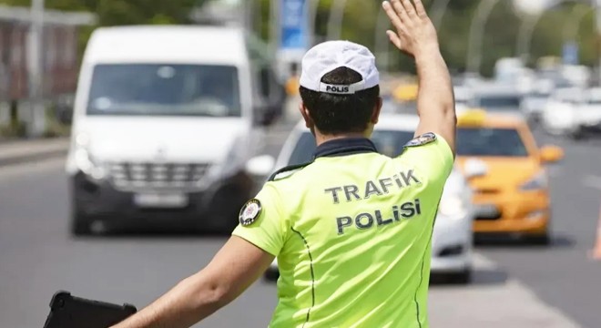 Antalya'da ‘Dur' ihtarını dinlemedi, cezayı yedi