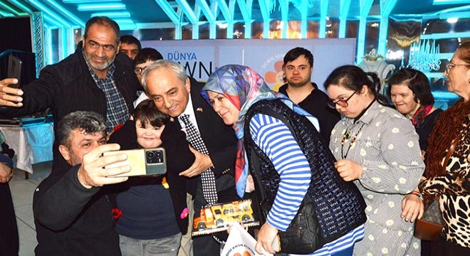 Antalya'da Farkındalık Günü'nde anlamlı buluşma