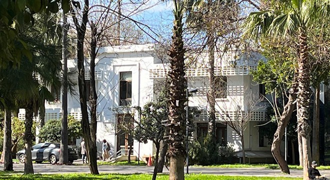 Antalya'da Kent Araştırmaları Merkezi'nin taşınma kararına tepki