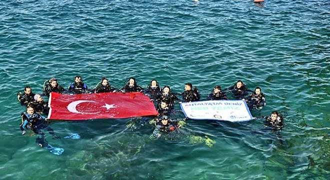Antalya'da denizden çıkan atıklar sanat eserine dönüşecek