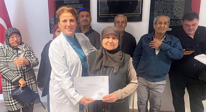 Antalya'da diyabet okulu mezunlarına diploma