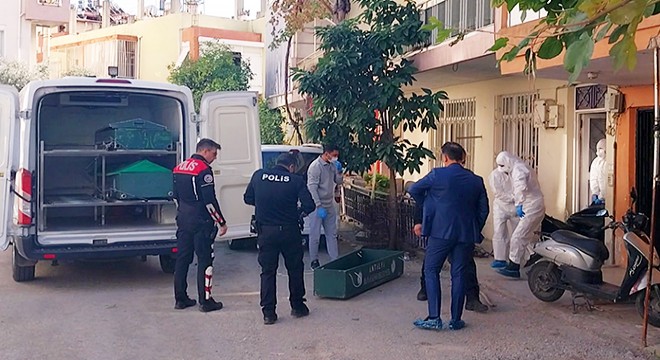Antalya'da evinde ölü bulundu