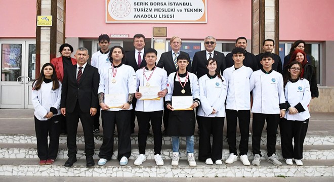 Antalya'da gastronomi yarışmasında ikinci oldular