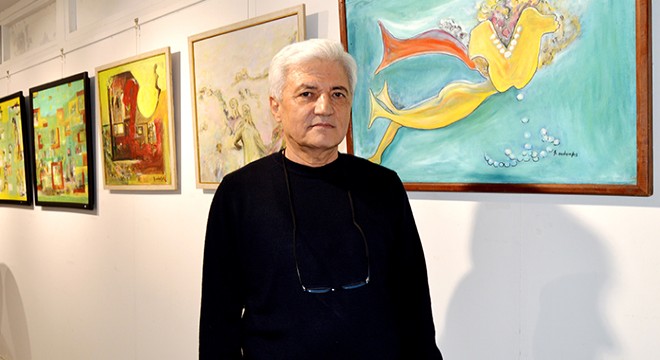 Antalya'da fırça ve kalem aynı sergide