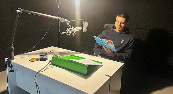 Antalya'da liseliler, sesleriyle kitaplara hayat verecek