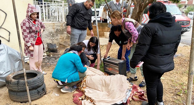 Antalya'da su dolu çukura düşen Fatmagül'ü elektrikli sobayla ısıttılar