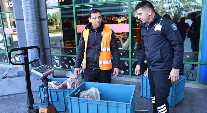 Antalya'da usulsüz taşınan 270 kilo ete el konuldu