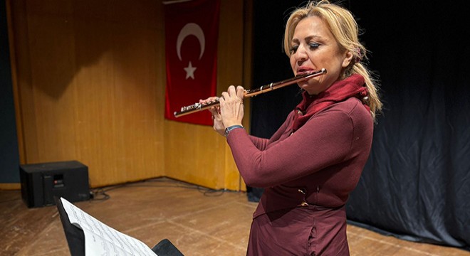 Antalyalı Türk flüt sanatçısına dünya çapında ödül