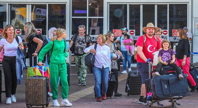 Aralıkta Antalya Havalimanı'nda 1 milyon yolcuya hizmet