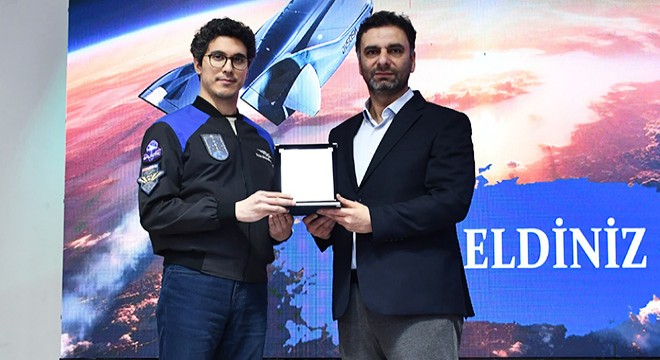 Astronot Atasever, gençlerle buluştu