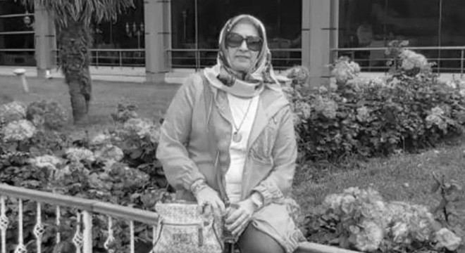 Ayla Öğretmen'e 1 saat kalp masajı yapılmış