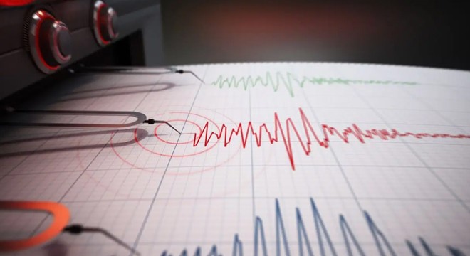 Balıkesir'de peş peşe iki deprem