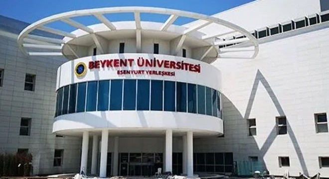 Beykent'te araştırma görevlileri işten çıkarıldı