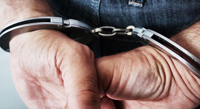 Boşanma aşamasındaki eşini öldüren zanlı koca tutuklandı