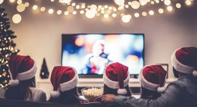 Bu akşam TV'de hangi yılbaşı programları var?