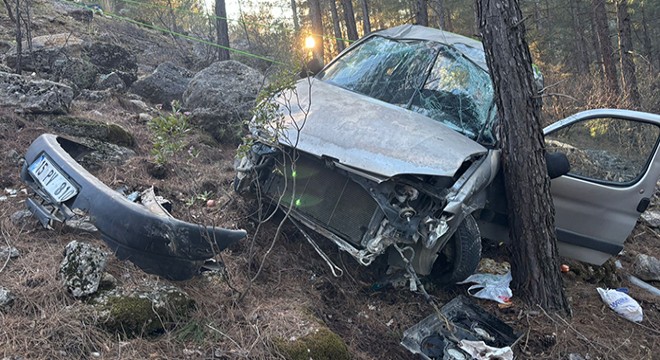 Bucak'ta kaza: 3 yaralı