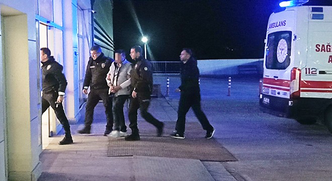 Burdur'da bıçaklı kavga: 2 yaralı