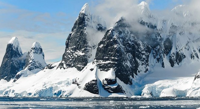 Buzun altındaki tehlike