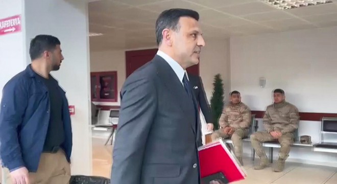 CHP İstanbul İl Kongresi'nde 'usulsüzlük' davası başladı