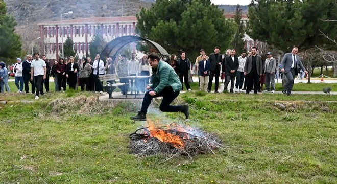 Çay MYO'da nevruz kutlandı