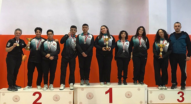 Curlingde Burdur'u temsil edecekler