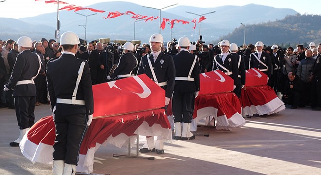 DEAŞ operasyonunda şehit olan 3 polis için tören