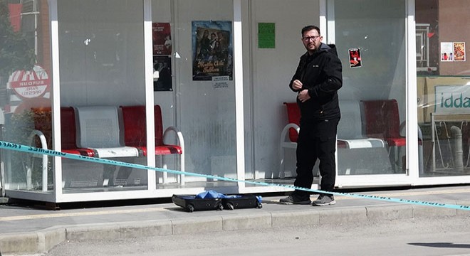 Durakta unutulan şüpheli valiz boş çıktı