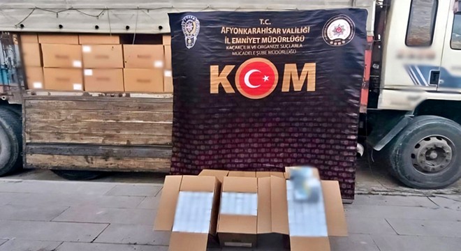 Durdurulan kamyondan 4,1 milyon makaron ele geçirildi