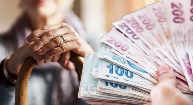 En düşük emekli maaşı düzenlemesi Resmi Gazete'de