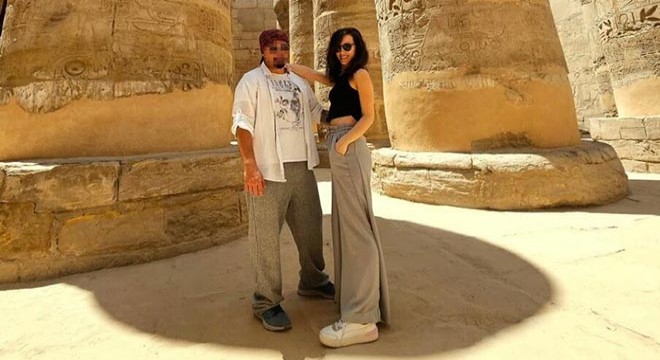 Eşini tüfekle öldürdü