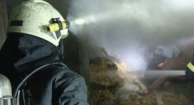 Ev yangını büyümeden söndürüldü