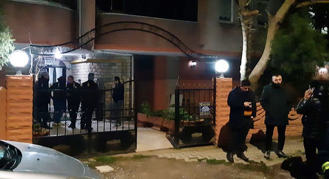 Evinde boğazı kesilen kadının cinayet şüphelisi komşusu çıktı