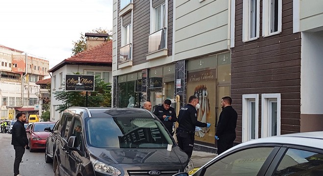 Evinde ölü bulundu