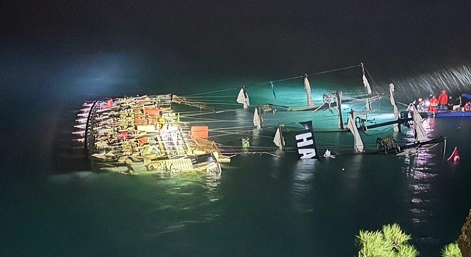 Fethiye'de tur teknesi battı: 1 ölü