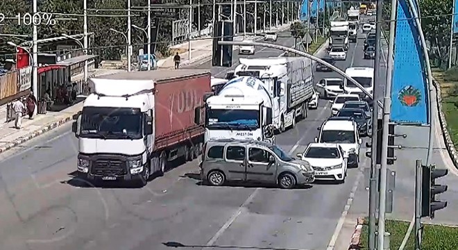 Geçen yıl saatte 77 kaza oldu, günde 7 kişi öldü