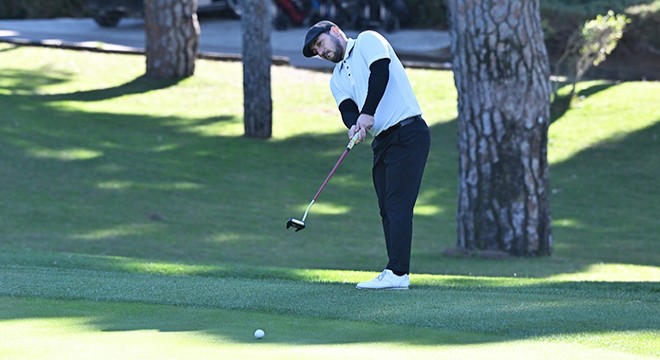 Golf Turnuvası'nda Taurus Kulübü kupalara ambargo koydu