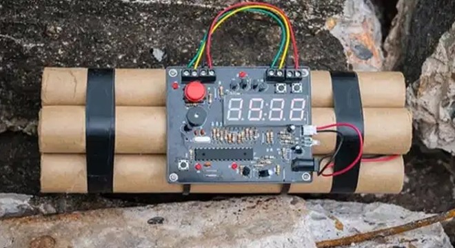 Güney Kıbrıs'ta patlayıcı krizi