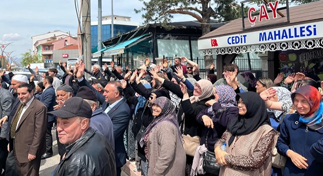 Hacı adayları dualarla uğurlandı