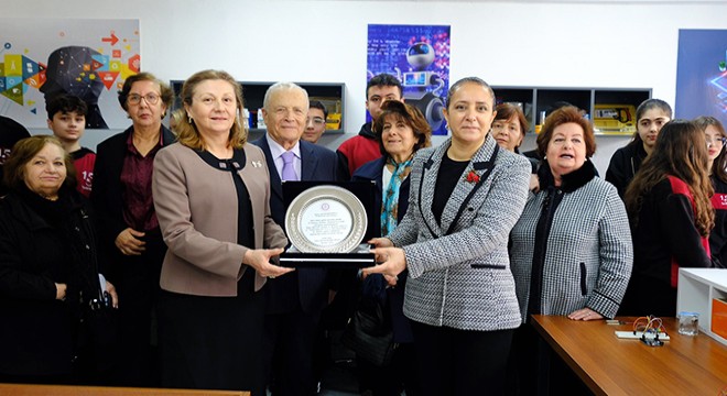 Hayırseverlerden eğitime destek