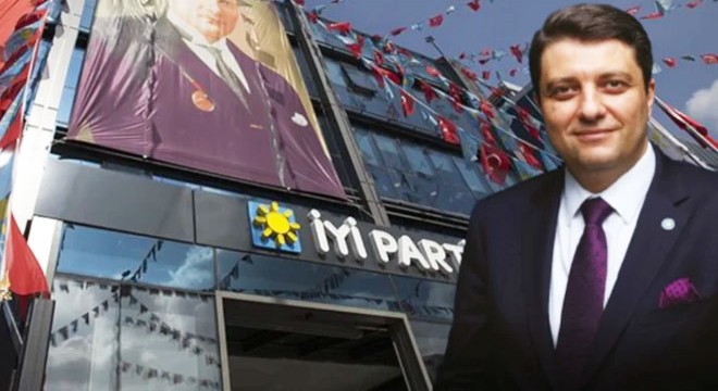 İYİ Parti İstanbul Milletvekili Ersin Beyaz istifa etti