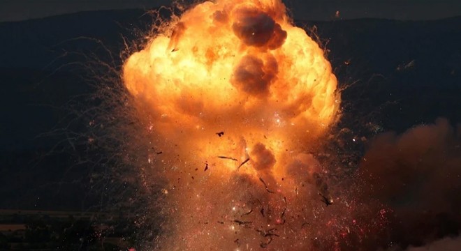 İran'da art arda patlamalar: ABD saldırdı